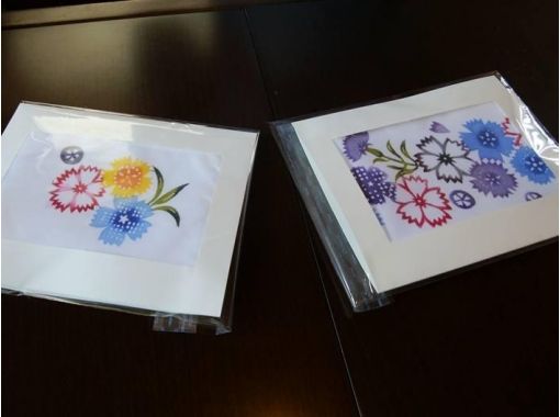 [Okinawa Nakijin-mura] Experience the traditional dyeing and weaving “red mold dyeing”. Make your own handkerchief! Includes sweets and drinks serviceの画像