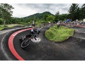 【北海道・余市】起伏の激しい自転車用コース！パンプトラック体験
