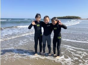 [Miyazaki ・ Qingdao Beach] Parents & Kids Surfing! 1 minute walk to Qingdao Beach!