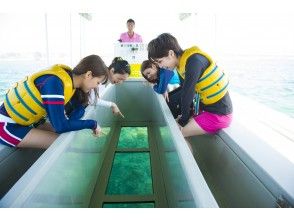 【沖縄・北谷】グラス底ボート