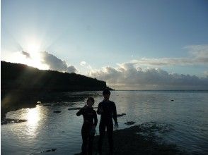 【5歳・2名様~早朝一組貸し切り 専用温水シャワー＆更衣室有】 那覇に近い南部糸満  通年早朝貸切2時間スノーケリング