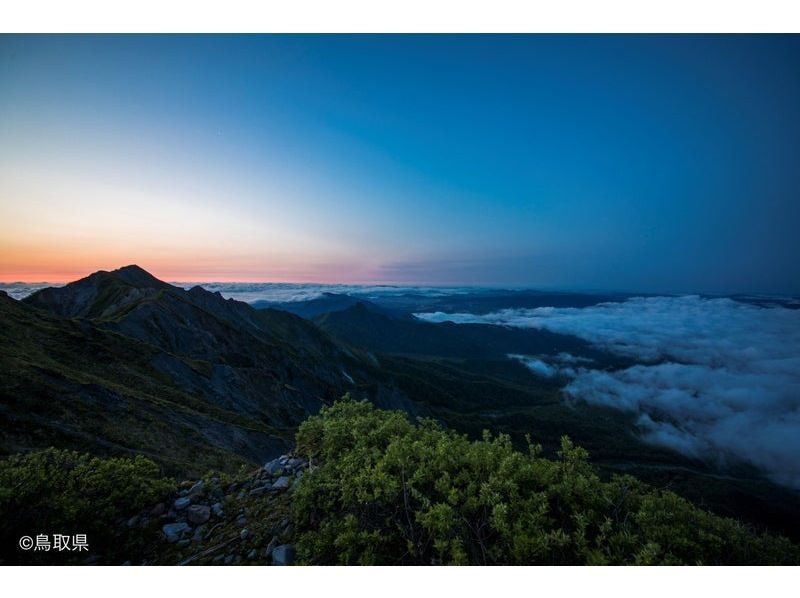 [Tottori Prefecture, Mt. Daisen] Full moonlight climbing! Experience the ancient Shinto ritual of meditating on Mount Misen.の紹介画像