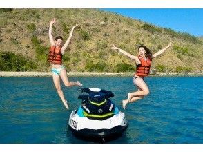 [Wakayama / Nanki Shirahama / Tanabe / Yoshiya] ☆ Jet ski cruising ☆ A tour around beautiful scenery and natural caves or uninhabited islands ♪