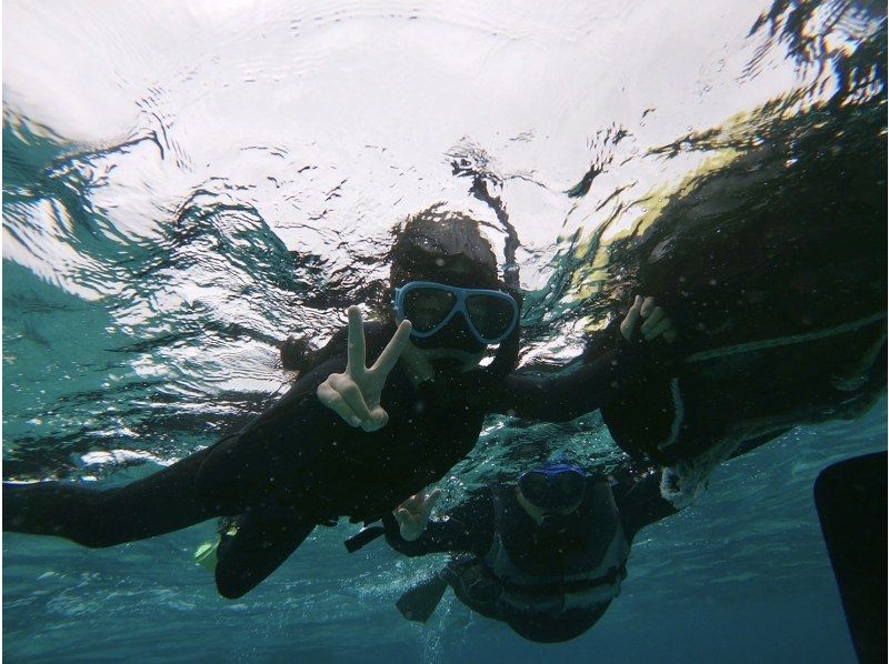 Blue Cave Boat Snorkeling for ages 5 and up (photo data included)の紹介画像