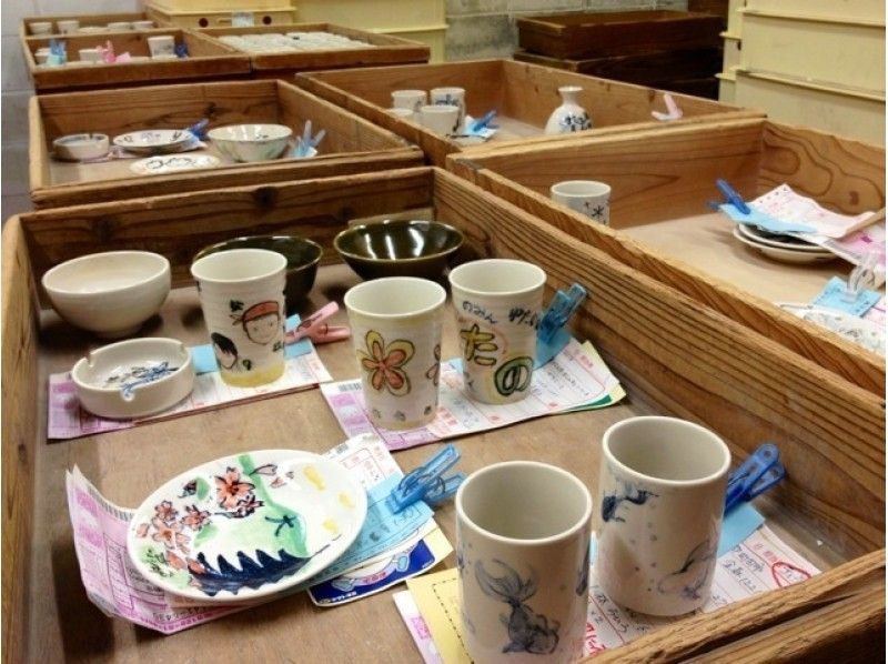 [Kyoto Higashiyama] Participation is OK from the age of 3! Painting experience that you can freely choose from 10 types of unglazedの紹介画像