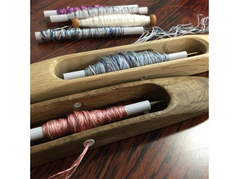[Kyoto / Kita Ward] Weaving experience (plain weaving / hand weaving) & workshop tour / Experience the best Nishiki traditional fabrics, art and historyの紹介画像