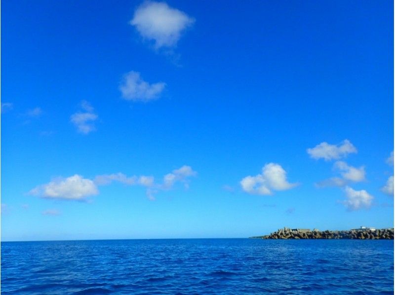 【 冲绳 ·恩纳村】浮潜（蓝洞课程）の紹介画像