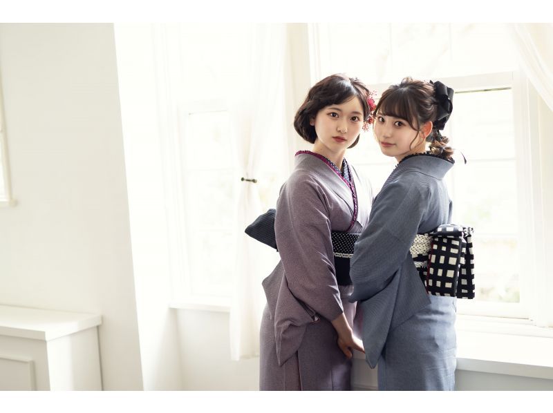 【京都・京都駅前】着物一式＆ヘアセット付＆着付け込プラン！雨の日は雨傘無料レンタル中♪の紹介画像