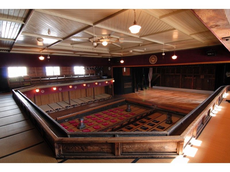 [Akita / Kosaka Town] Performances and facility tours at the Meiji playhouse "Korakukan" + facility tour of the Kosaka Mine Officeの紹介画像
