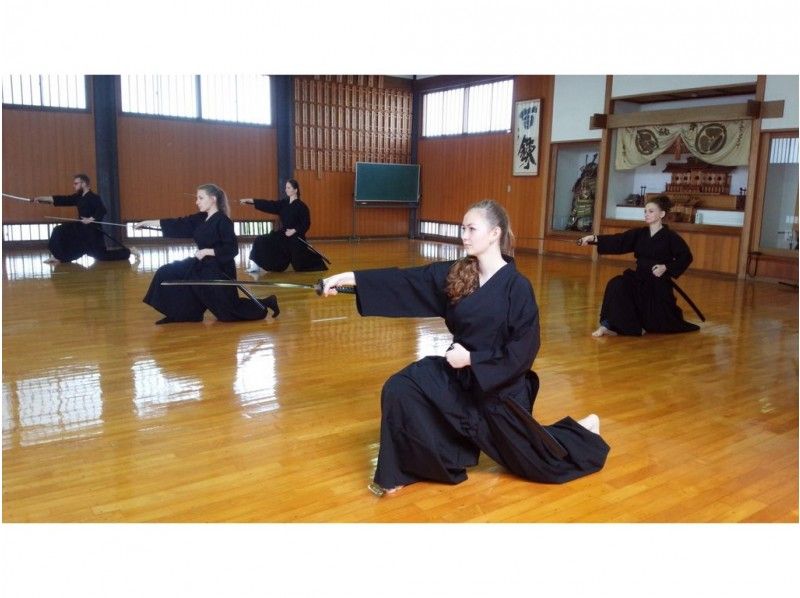 【居合発祥の地山形県・村山市で本格サムライ体験！】～居合道体験 基本コース【探究A型】