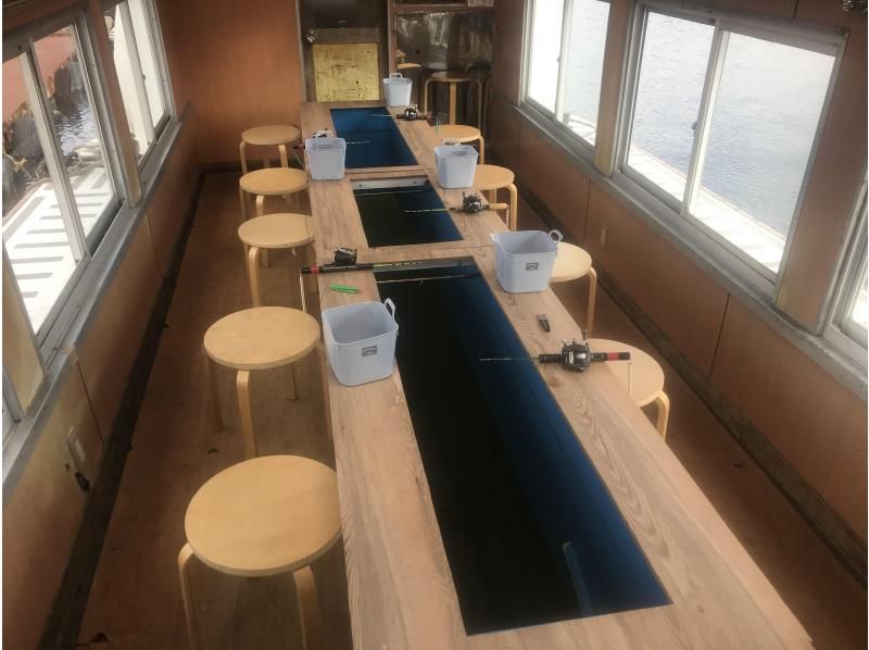 【貸切船】家族、グループ旅行におススメ！プライベート「わかさぎ釣り」体験の紹介画像