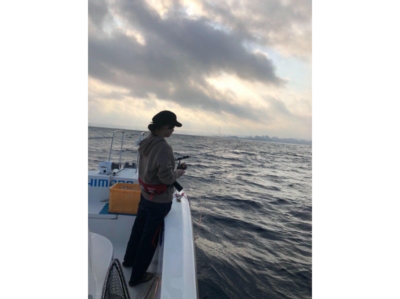 [Okinawa/Ginowan] Boat fishing! You can do it empty-handed! Even beginners can enjoy★Held 4 times a day★の紹介画像