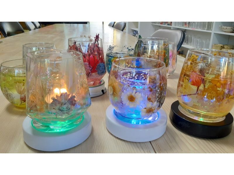 [Mie / Suzuka] Experience healing with transparent candles "Making gel candles" 300 kinds of flowers to put inの紹介画像