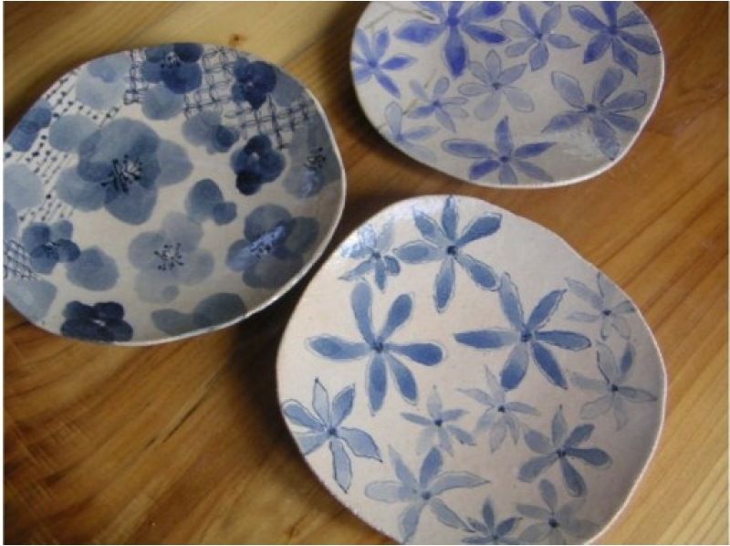 [Mie / Suzuka] Ceramic art experience "Plate making" + painting and coloring! The simplest ceramic art!の紹介画像