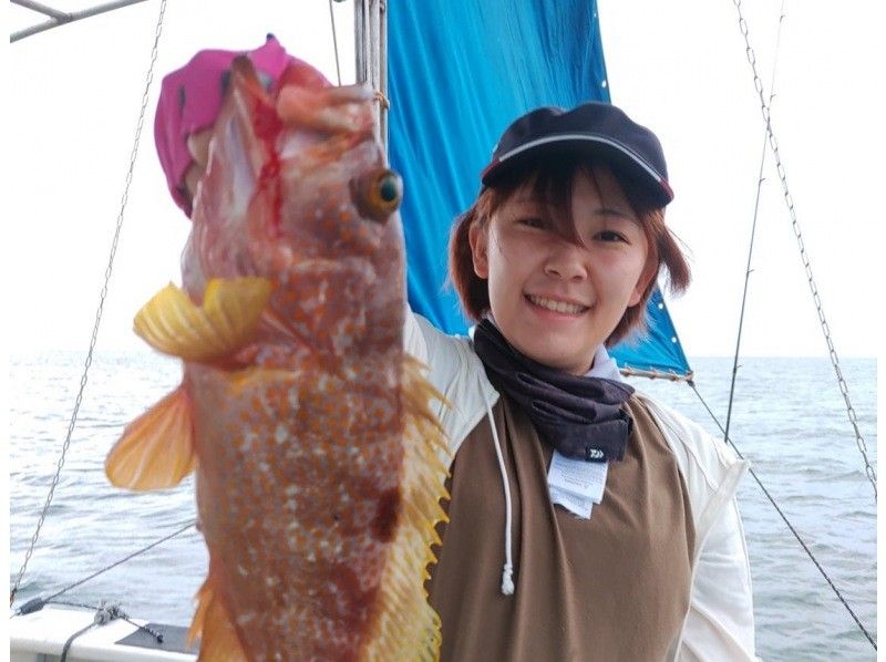 【富山・黒部】季節ごとにいろいろな魚が楽しめる！富山湾での船釣り満喫プラン！1隻貸切みんなでわいわい6時間コース！ご家族連れや初心者もOK！の紹介画像