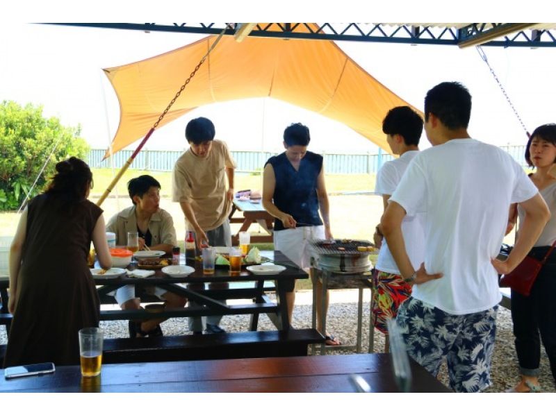 【沖縄・恩納村】アグー肉付き本格炭火BBQ｜激ウマ！アップグレードコース｜ランチプランの紹介画像