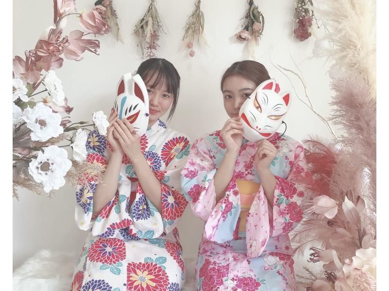 [京都/伏见稻荷] [¥2,500] 6 月至 9 月限定 浴衣租赁和头发套装京都最低价！从到达到出发约40分钟的热门商店☆の紹介画像