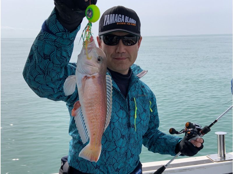 [Shizuoka, off the coast of Lake Hamana, near the Enshu Sea] Enshu Sea jigging! Schools available | Beginners welcome | We'll teach you how to enjoy fishing ♪の紹介画像