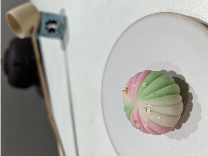[Yamaguchi/Shimonoseki City] Limited to 5 groups per day, reserved! Elegantly make Japanese sweets at a teahouse produced by Shokindo, a long-established Japanese confectionery shop founded 156 years ago (with matcha and sweets)の紹介画像