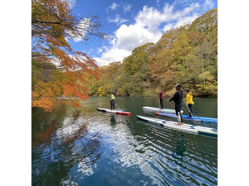 【北海道/上川层云峡】日本秋叶最早的上川层云峡大雪湖秋叶SUP巡游，还有最新的GOPRO11摄影写真礼物（约2小时）の紹介画像