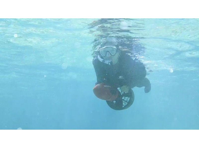 【沖縄・糸満】無人島の海でクリアサップやウェイクボード、バナナボート含む絶叫系で遊びまくろう！10種類のマリンアクティビティ90分遊び放題！の紹介画像