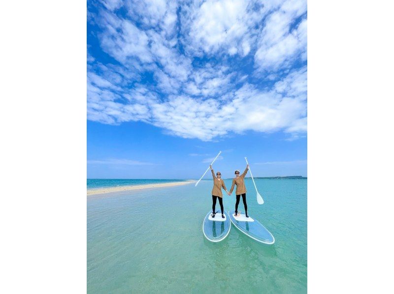 【沖縄・宮古島】クリアSUP or クリアカヤックで行くユニの浜1日1組限定ツアー！【ドローン撮影付】