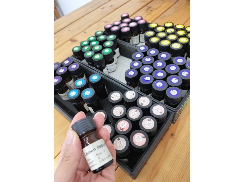 [Make your own original beauty oil <Basic>] Blend 10 types of oil to your liking and create 10ml of beauty oil.の紹介画像