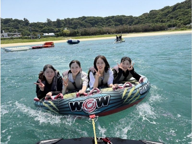【那覇】沖縄最安値！”完全貸切”乗り合せ一切なし！最新トーイングチューブ8種類の中から2種類選べる！の紹介画像