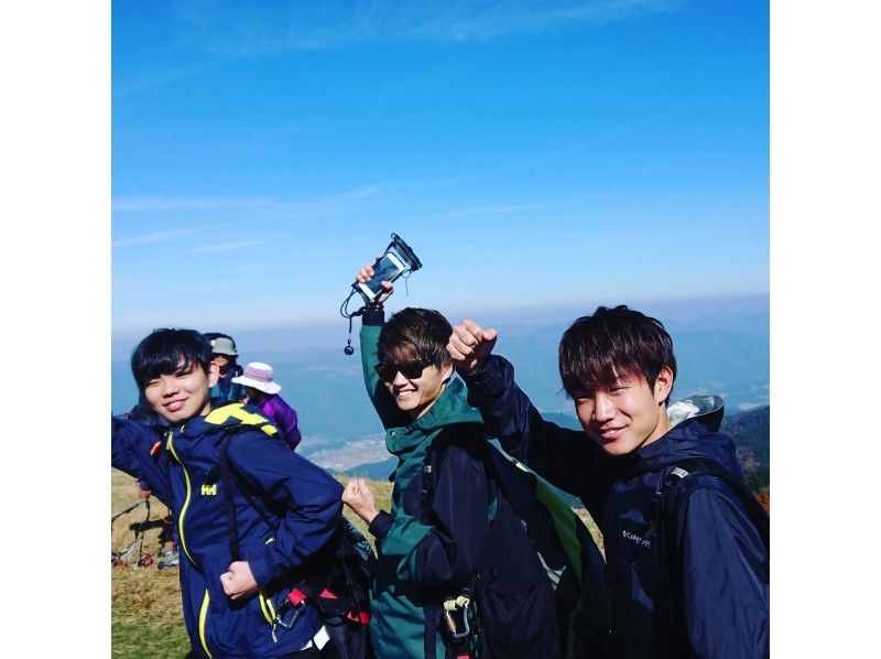 [Tokushima / Western (Yoshino River / Iya Valley)] Pounding tandem paragliding experience (1000m course)の紹介画像